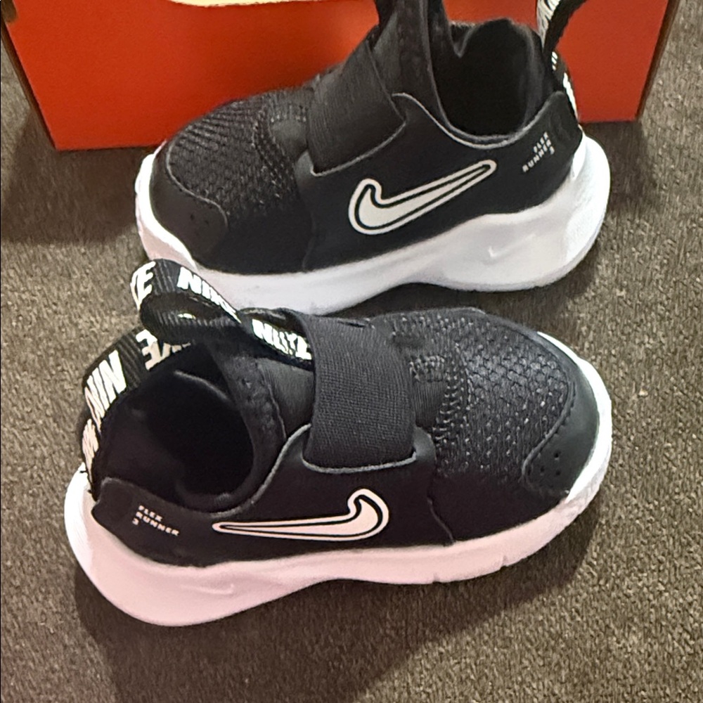 Nike Kids Black Mesh Sneakers with White Soles